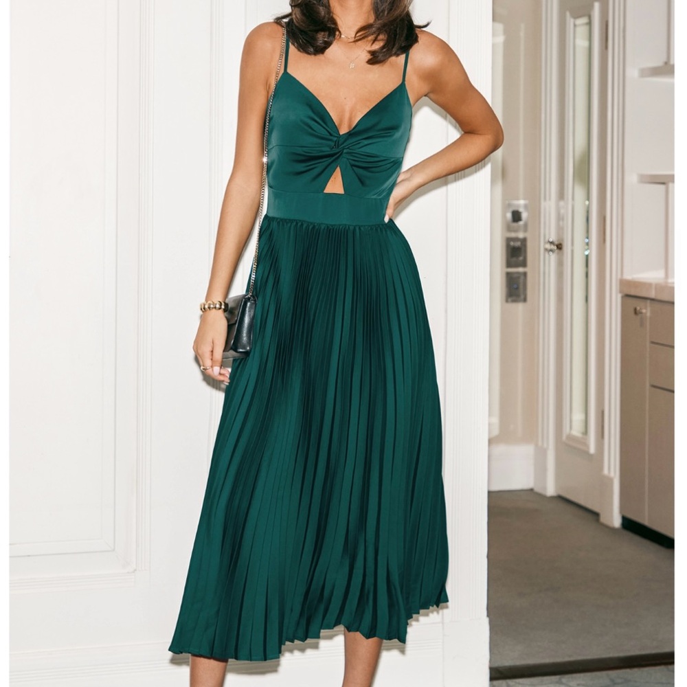 Green Satin Sweetheart Twist & Keyhole Maxi Dress S